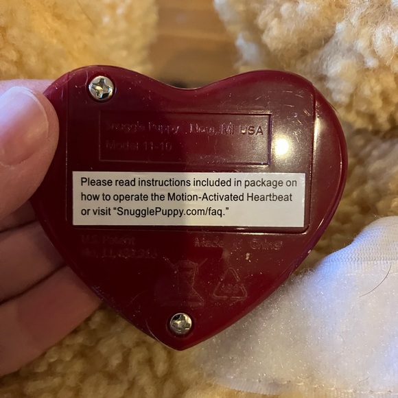 Snuggle puppy with motion activated heartbeat. - Picture 3 of 7